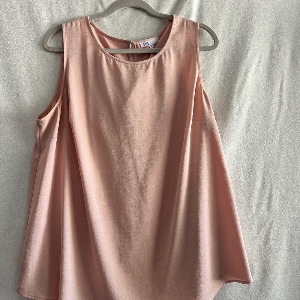 DR2 Soft Peach Tank Top